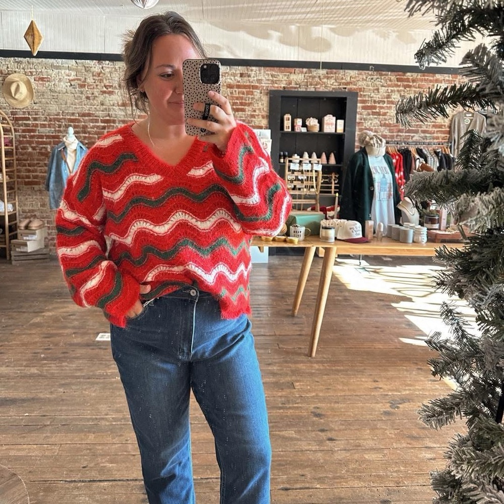 BiBi Red Wave-Stripe V-Neck Sweater with Green and white Accents